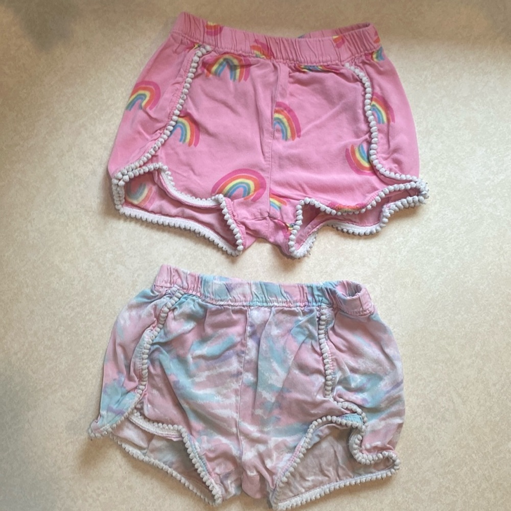 ♥️ GARANIMALS 2 pairs of 3T shorts